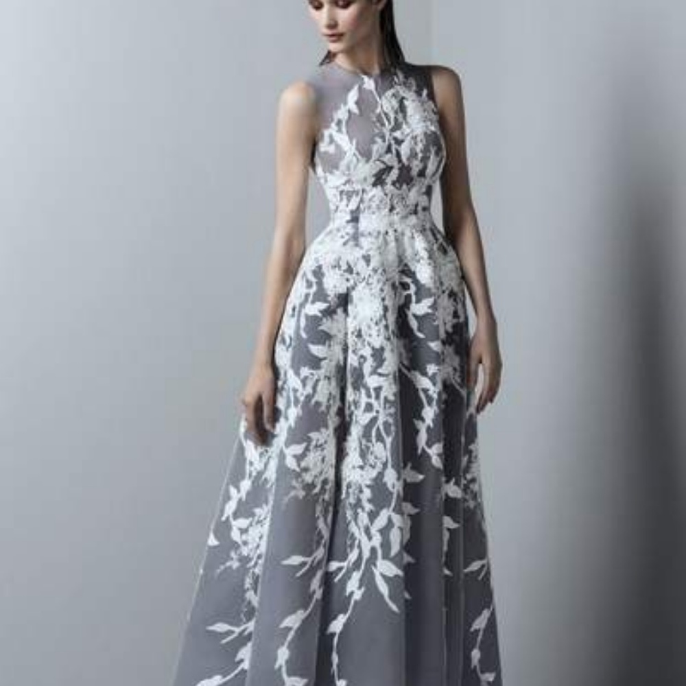 SAIID KOBEISY - SLEEVELESS TULLE BRODE HI-LO GOWN